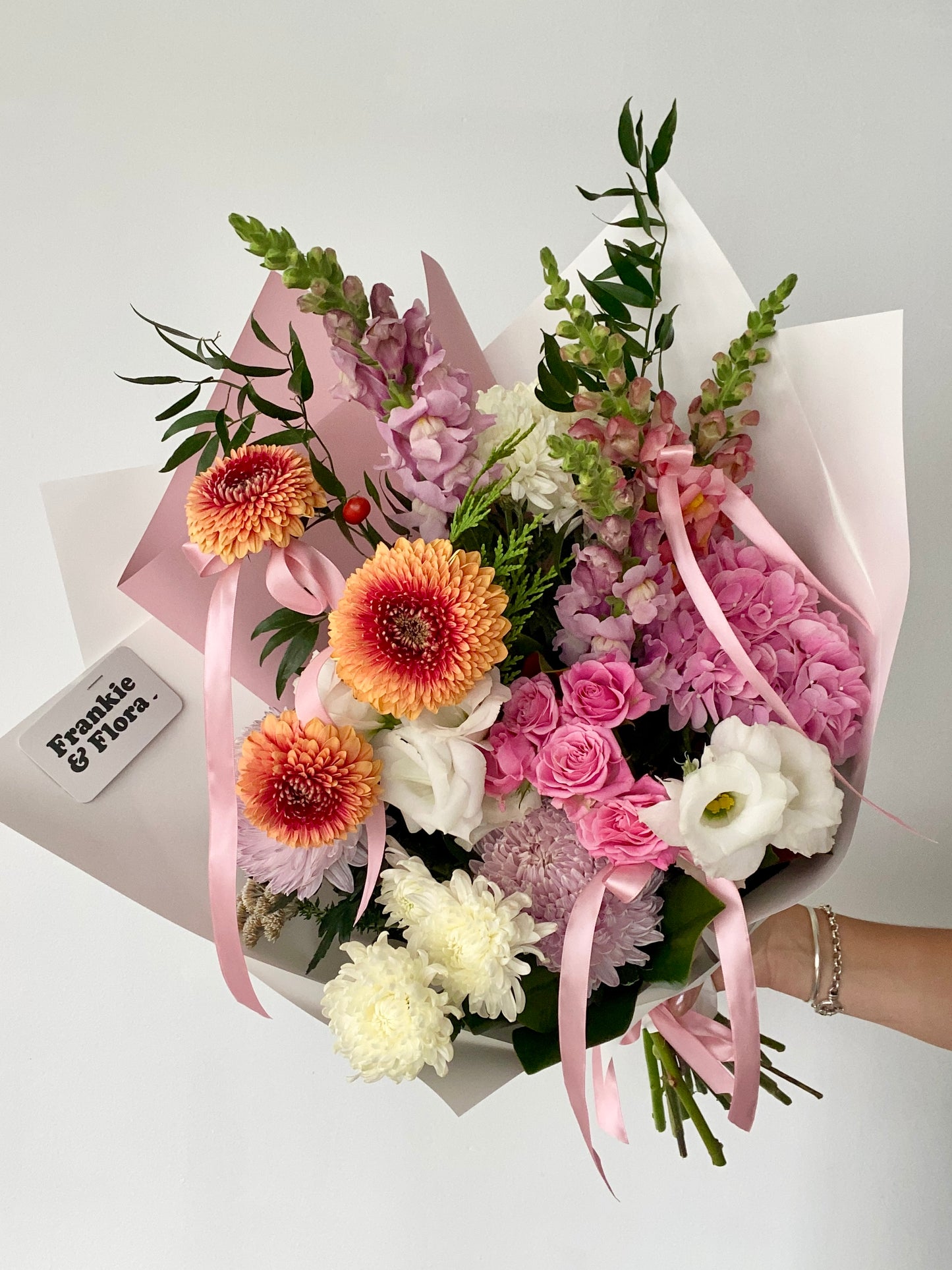 Mums Favourite // FLORIST CHOICE